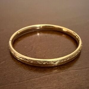 Victorian / antique XRF tested 10.26kt gold engraved baby bangle bracelet 10kt